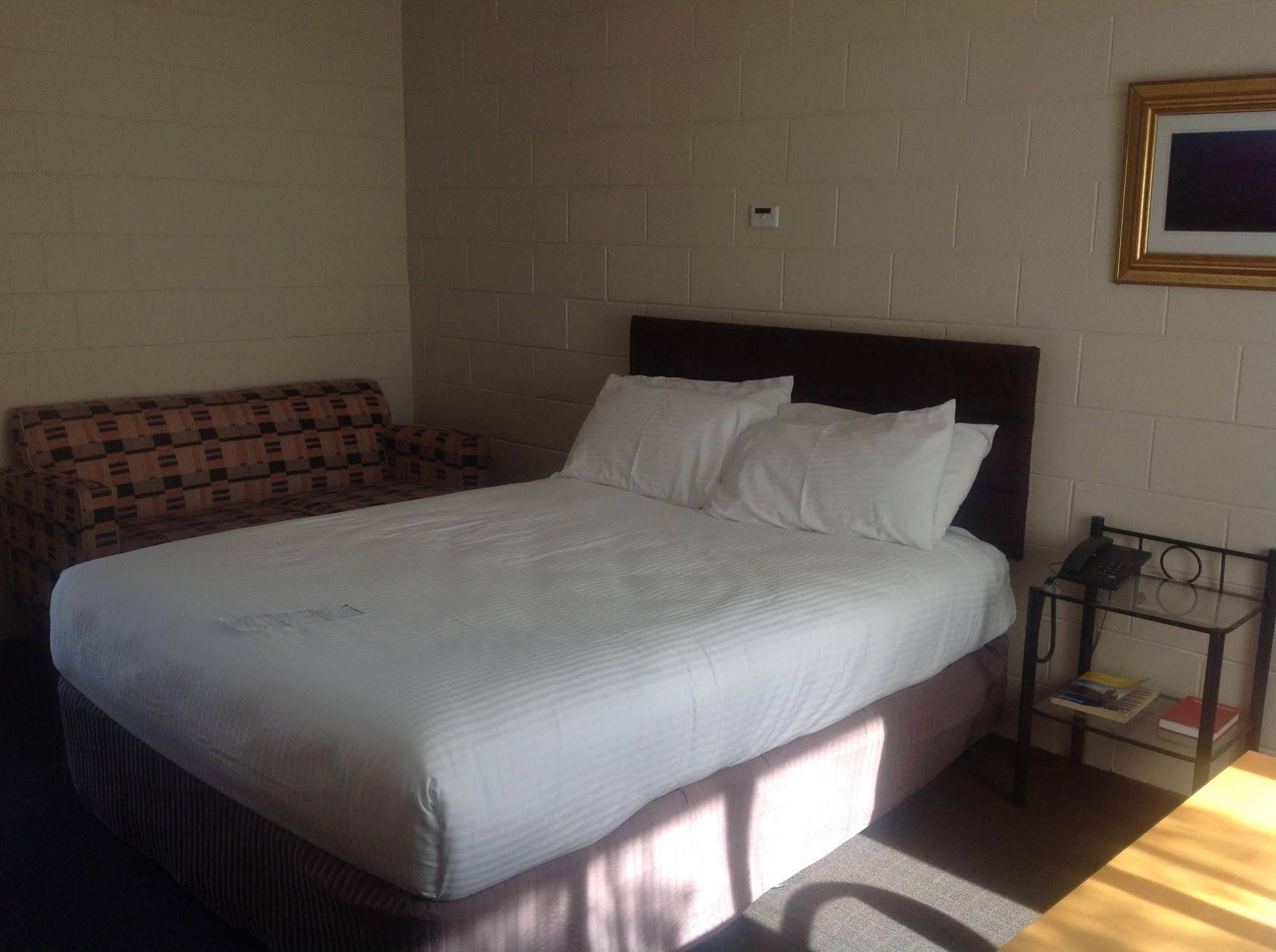 Foreshore Motor Inn Вайалла Екстер'єр фото