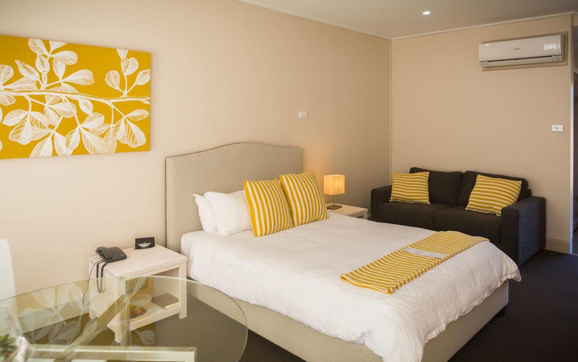 Foreshore Motor Inn Вайалла Екстер'єр фото